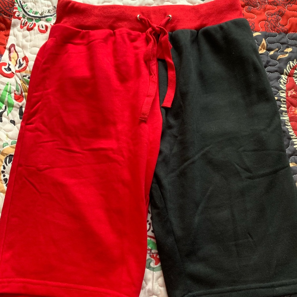 Medium Black / Red Shorts